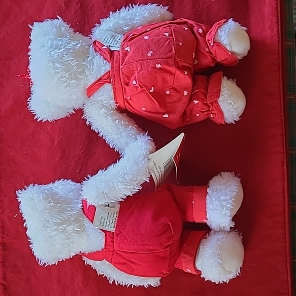 Hallmark Blushing Bears Valentines Kiss Kiss 💋 Bears - Picture 7 of 12